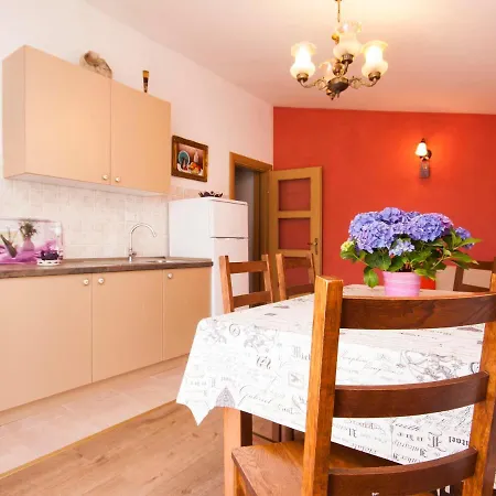 Gasthuis Suncica 1613 Rogoznica (Sibenik-Knin)