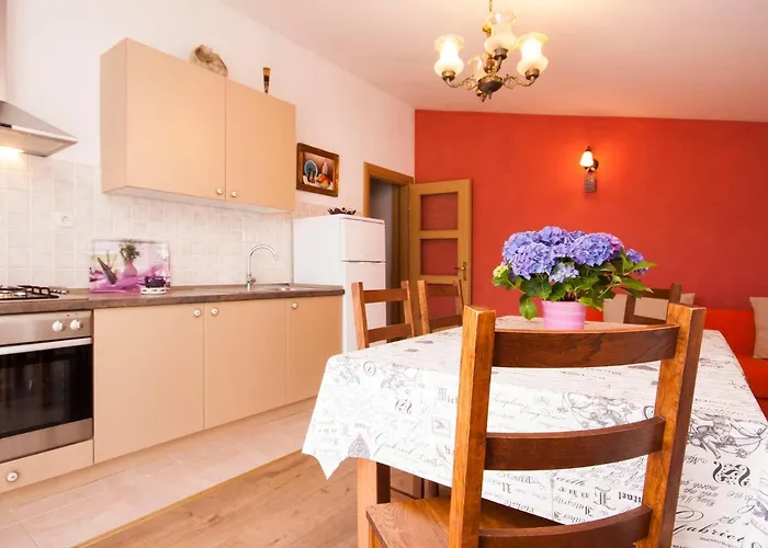 Gasthuis Suncica 1613 Rogoznica (Sibenik-Knin)