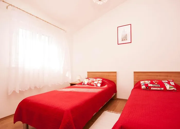 Suncica 1613 Rogoznica (Sibenik-Knin)